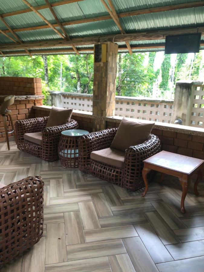 Tatys Homestay Dar es Salaam Exteriör bild