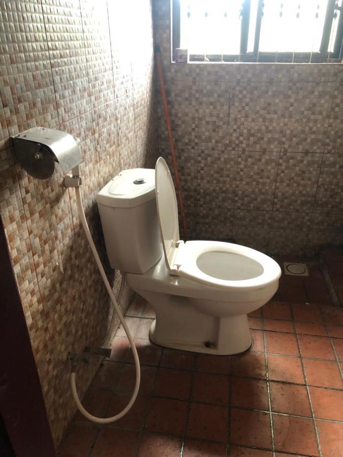 Tatys Homestay Dar es Salaam Exteriör bild